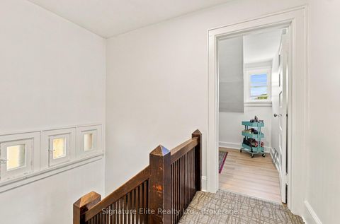 Photo 33 at 272 Roncesvalles Avenue, Swansea, Toronto