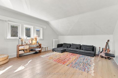Photo 34 at 272 Roncesvalles Avenue, Swansea, Toronto