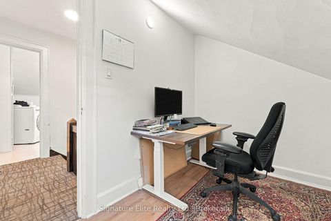 Photo 37 at 272 Roncesvalles Avenue, Swansea, Toronto