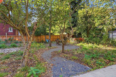 Photo 40 at 272 Roncesvalles Avenue, Swansea, Toronto