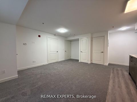 Photo 9 at 104 - 45 Connaught Avenue, Coxwell, Toronto