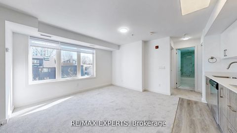 Photo 9 at 303 - 45 Connaught Avenue, Coxwell, Toronto