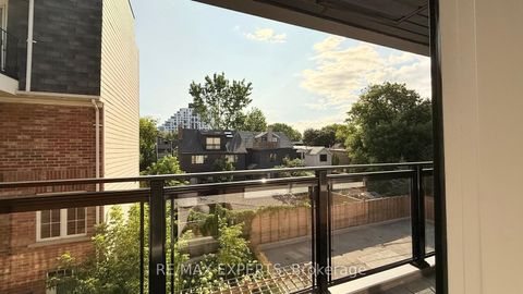 Photo 4 at 404 - 45 Connaught Avenue, Coxwell, Toronto
