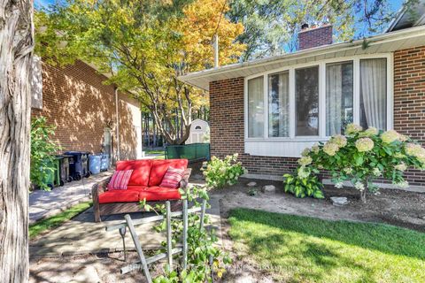 Photo 3 at 12 Petal Court, Victoria Village, Toronto