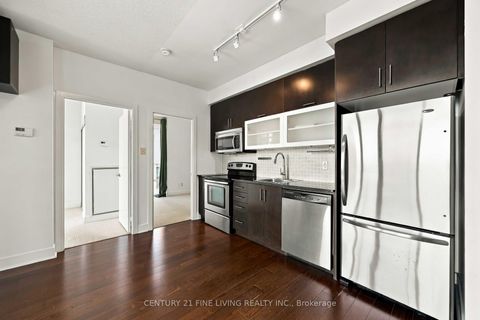 Photo 4 at 806 - 90 Stadium Road, Niagara, Toronto