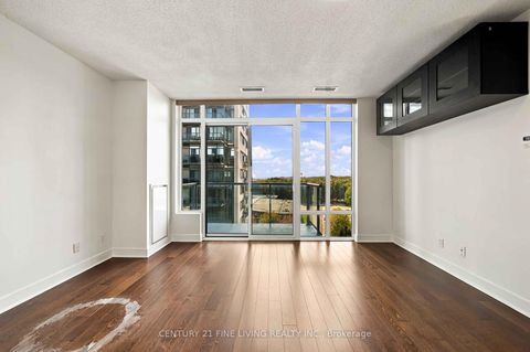 Photo 9 at 806 - 90 Stadium Road, Niagara, Toronto