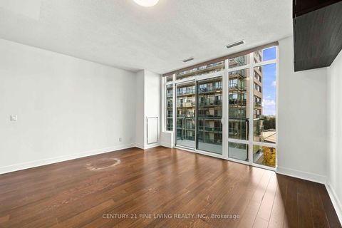 Photo 10 at 806 - 90 Stadium Road, Niagara, Toronto
