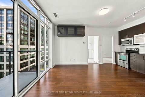 Photo 11 at 806 - 90 Stadium Road, Niagara, Toronto