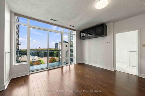 Photo 13 at 806 - 90 Stadium Road, Niagara, Toronto