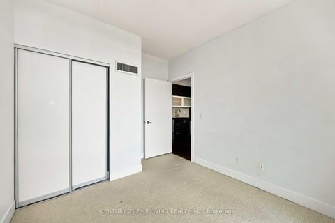 Photo 27 at 806 - 90 Stadium Road, Niagara, Toronto