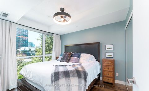 Photo 10 at 507 - 170 Sumach Street, Regent Park, Toronto
