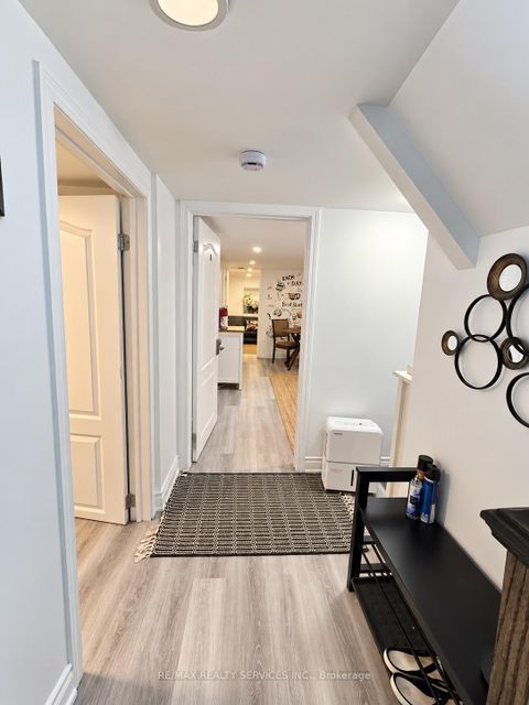 Photo 26 at 21 McIntosh Avenue, Queensway, Toronto
