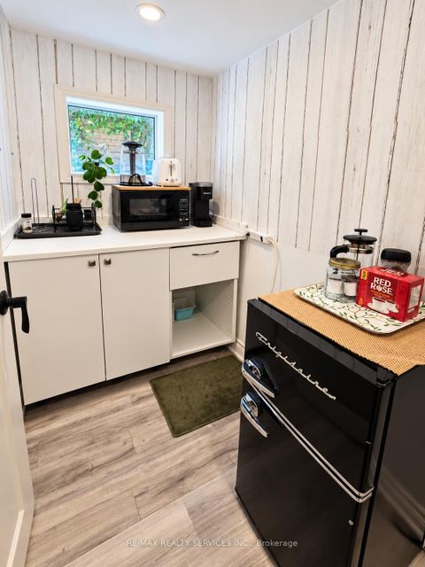 Photo 33 at 21 McIntosh Avenue, Queensway, Toronto
