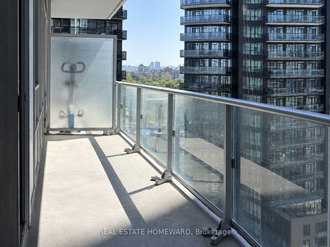 Photo 9 at 1405 - 99 Broadway Avenue, Mount Pleasant West, Toronto