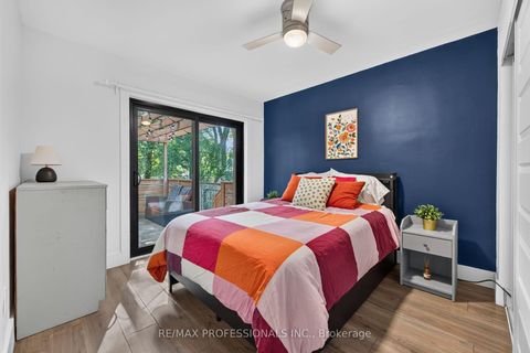 Photo 16 at 17 Hollydene Road, Birchmount, Toronto