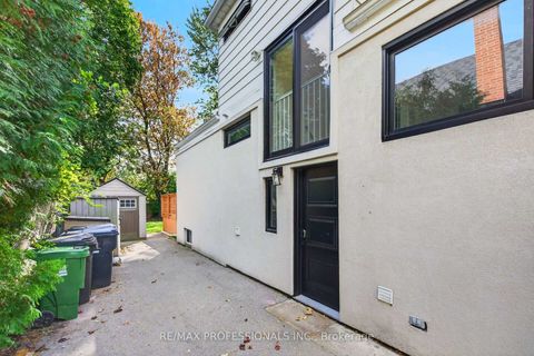 Photo 37 at 17 Hollydene Road, Birchmount, Toronto