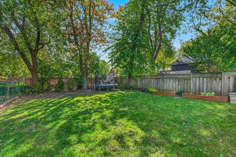 Photo 38 at 17 Hollydene Road, Birchmount, Toronto