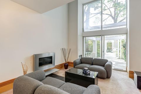 Photo 8 at 358 Sackville Street, South St. James Town, Toronto