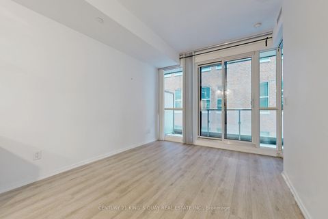 Photo 3 at 1409 - 70 Temperance Street, Bay Street Corridor, Toronto