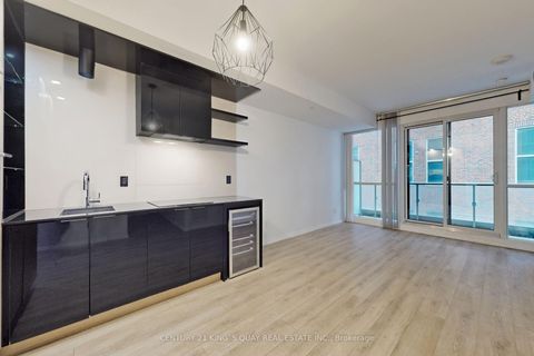 Photo 9 at 1409 - 70 Temperance Street, Bay Street Corridor, Toronto
