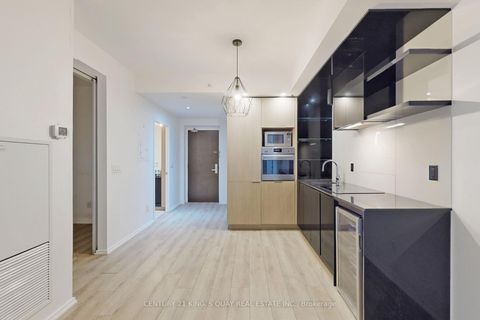 Photo 13 at 1409 - 70 Temperance Street, Bay Street Corridor, Toronto