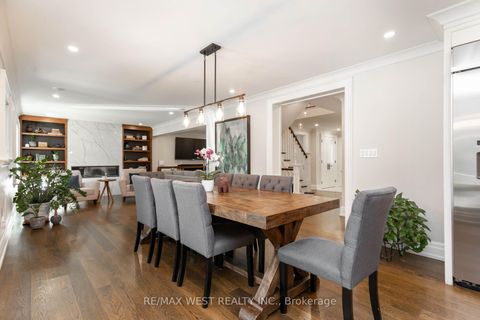 Photo 4 at 49 Winterton Drive, Rosethorn, Toronto