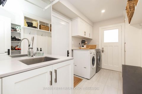 Photo 32 at 49 Winterton Drive, Rosethorn, Toronto