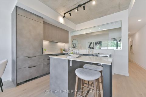 Photo 10 at 404 - 761 Queen Street E, South Riverdale, Toronto