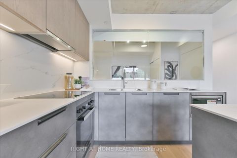 Photo 11 at 404 - 761 Queen Street E, South Riverdale, Toronto