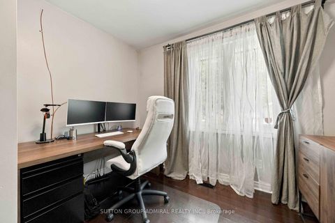 Photo 18 at 11 Summerglade Drive, Malvern West, Toronto