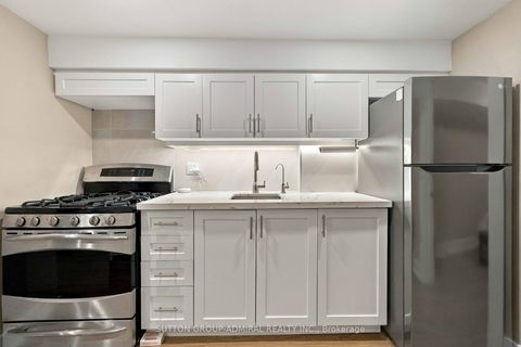 Photo 28 at 11 Summerglade Drive, Malvern West, Toronto