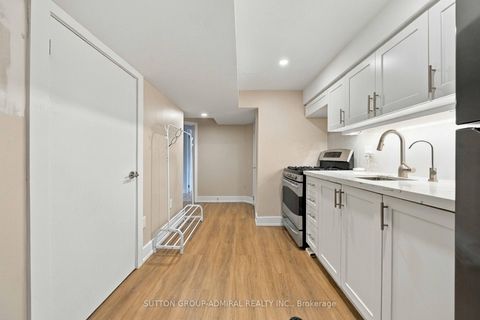 Photo 29 at 11 Summerglade Drive, Malvern West, Toronto
