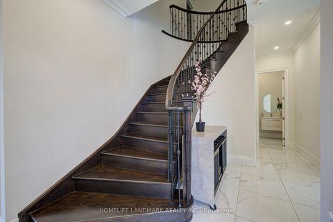 Photo 6 at 14 Greywacke Street, Oak Ridges, Richmond Hill