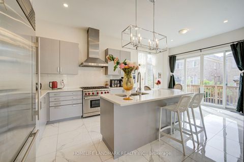 Photo 11 at 14 Greywacke Street, Oak Ridges, Richmond Hill