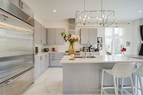 Photo 12 at 14 Greywacke Street, Oak Ridges, Richmond Hill