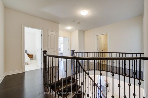 Photo 24 at 14 Greywacke Street, Oak Ridges, Richmond Hill