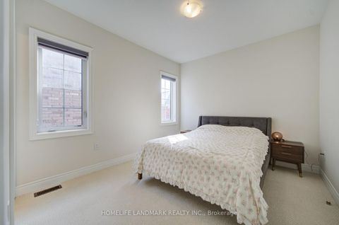 Photo 31 at 14 Greywacke Street, Oak Ridges, Richmond Hill