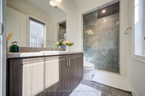 Photo 33 at 14 Greywacke Street, Oak Ridges, Richmond Hill