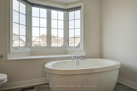 Photo 36 at 14 Greywacke Street, Oak Ridges, Richmond Hill