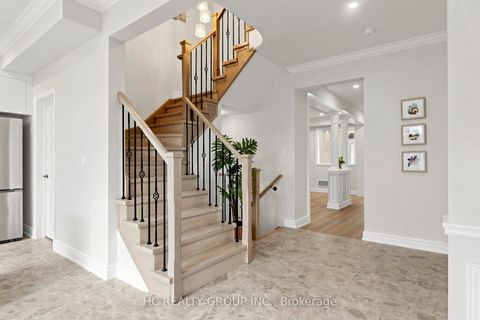 Photo 20 at 43 Randolph Drive, Patterson, Vaughan