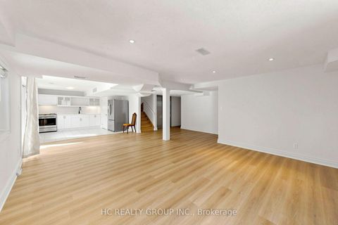 Photo 40 at 43 Randolph Drive, Patterson, Vaughan