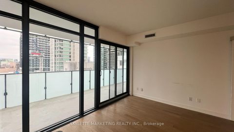 Photo 1 at 617 - 25 Richmond Street E, Yonge Corridor, Toronto