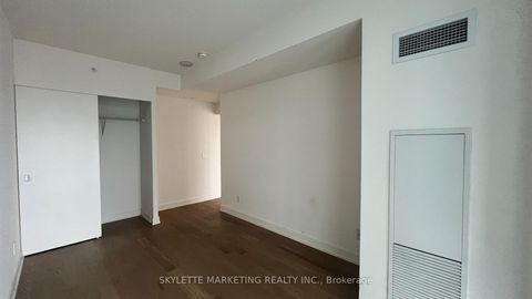 Photo 11 at 617 - 25 Richmond Street E, Yonge Corridor, Toronto
