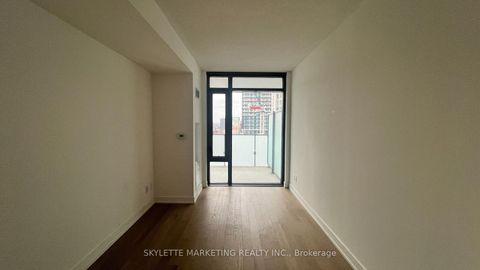 Photo 13 at 617 - 25 Richmond Street E, Yonge Corridor, Toronto