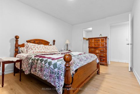 Photo 10 at 804 - 121 Trudelle Street, Eglinton East, Toronto
