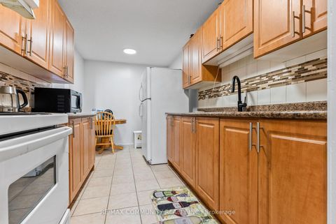 Photo 20 at 804 - 121 Trudelle Street, Eglinton East, Toronto