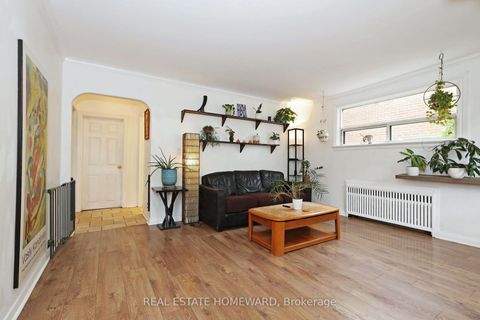 Photo 3 at 22 Haddon Avenue, Cliffside, Toronto