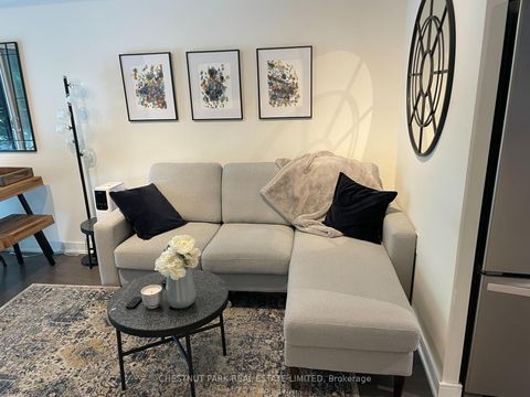 Photo 5 at 701 - 525 Adelaide Street W, Waterfront Communities C1, Toronto