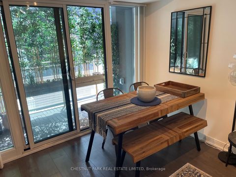 Photo 6 at 701 - 525 Adelaide Street W, Waterfront Communities C1, Toronto