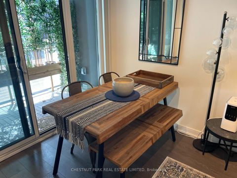 Photo 10 at 701 - 525 Adelaide Street W, Waterfront Communities C1, Toronto